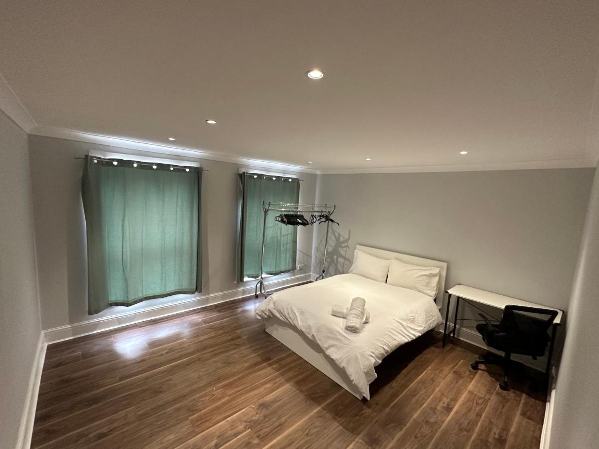 Liverpool Street Green Bedroom Лондон Екстер'єр фото
